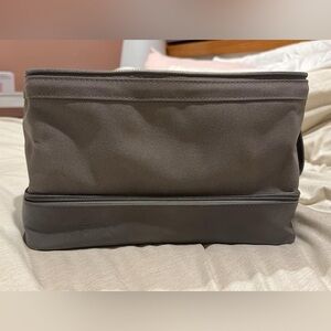 BEIS DOPP KIT IN GREY